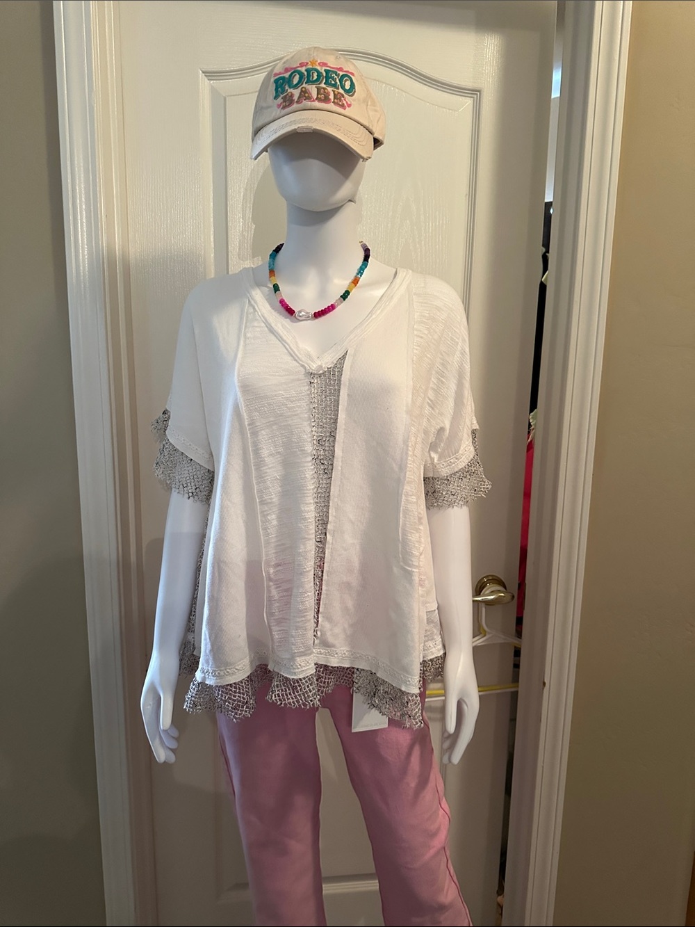 POL White Short‑Sleeve Open Front Knit Top with Crochet Trim